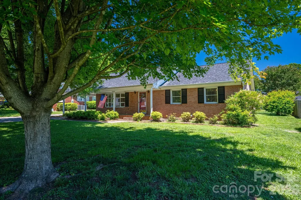 1920 Echo Lane Gastonia NC 28052