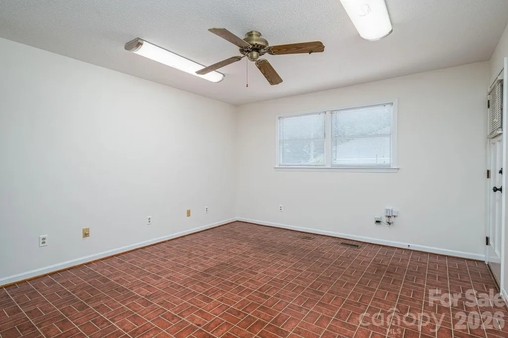 1920 Echo Lane Gastonia NC 28052