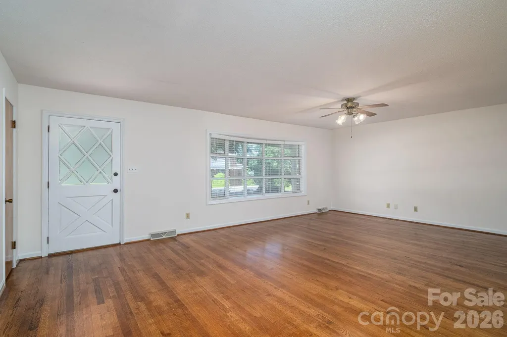 1920 Echo Lane Gastonia NC 28052