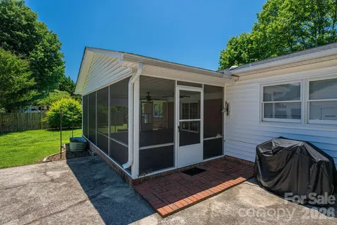 1920 Echo Lane Gastonia NC 28052