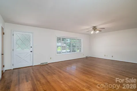 1920 Echo Lane Gastonia NC 28052