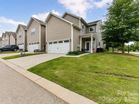 905 Pennington Drive Lancaster SC 29720