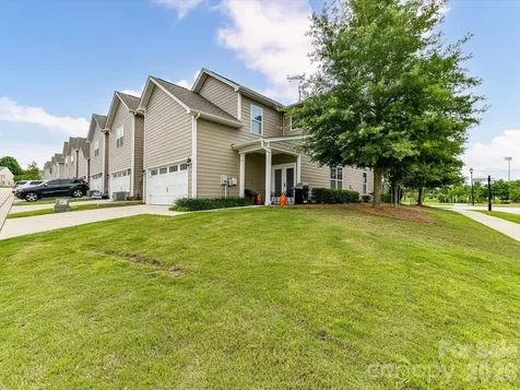 905 Pennington Drive Lancaster SC 29720