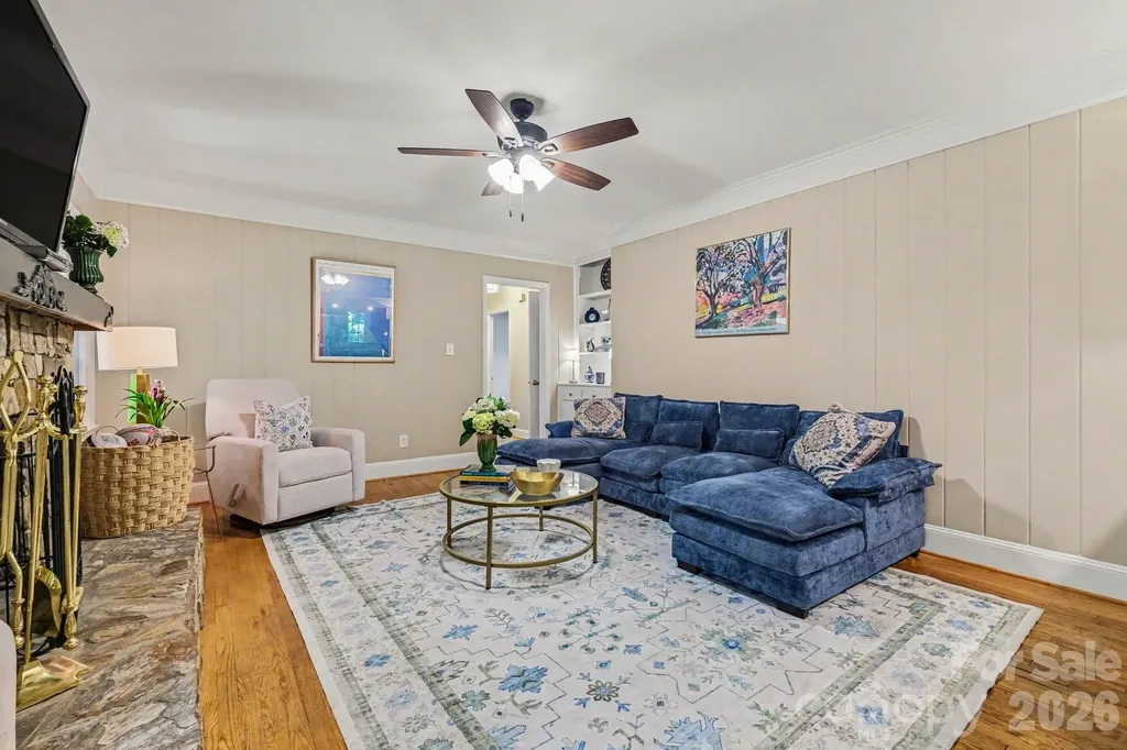 6641 Brookmeade Drive Charlotte NC 28226