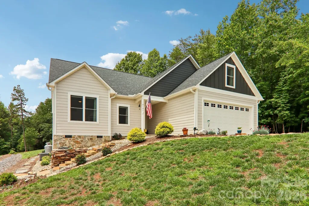 3131 Richard Street Morganton NC 28655