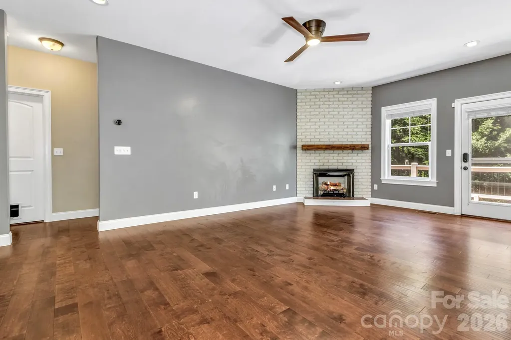 48 Asher Lane Arden NC 28704