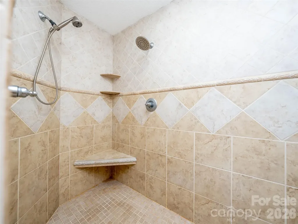 350 Vista Point Drive Weaverville NC 28787