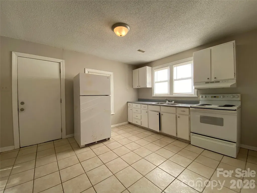 1104 Baker Boulevard Gastonia NC 28052