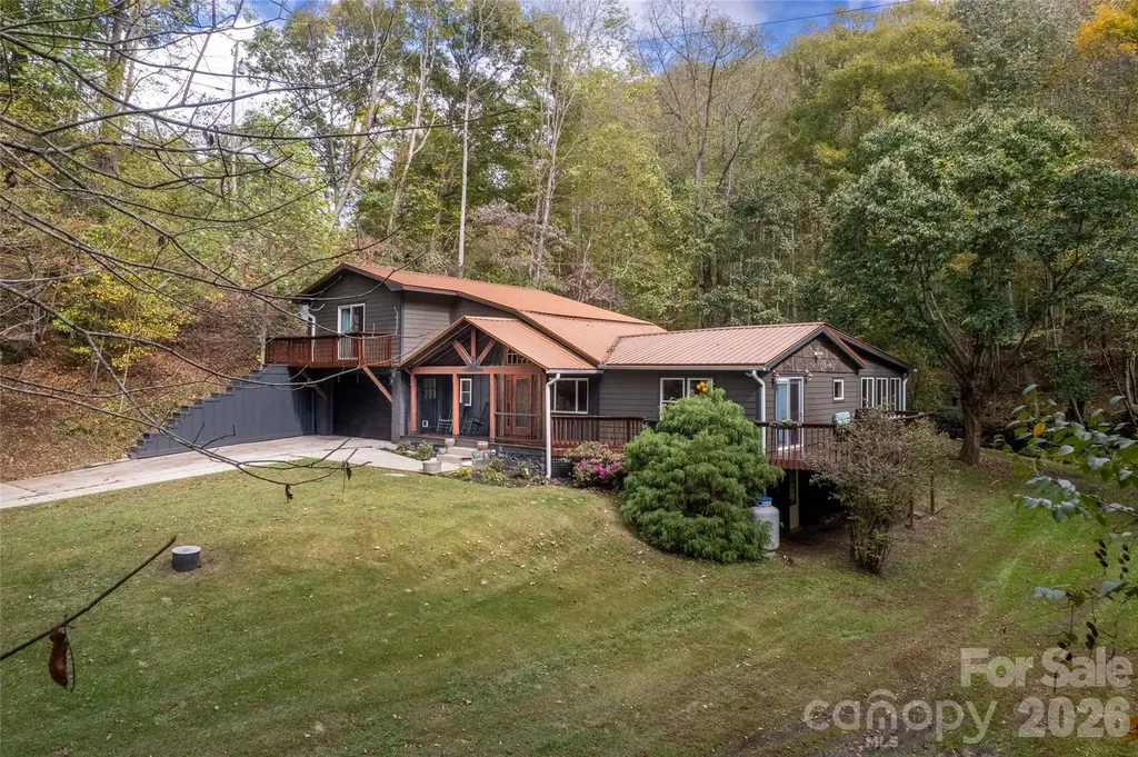 214 Chin Tree Road Sylva NC 28779