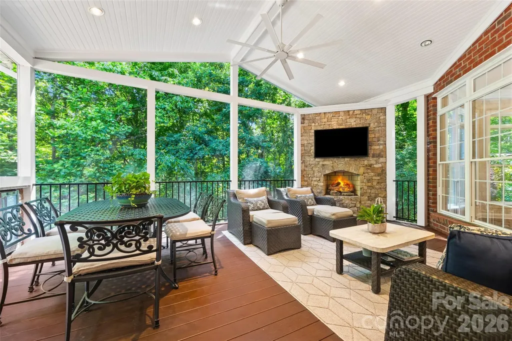 2539 Grimmersborough Lane Charlotte NC 28270