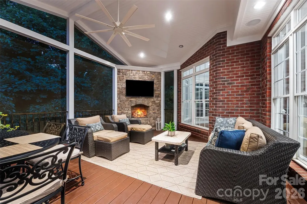 2539 Grimmersborough Lane Charlotte NC 28270
