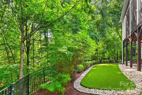 2539 Grimmersborough Lane Charlotte NC 28270