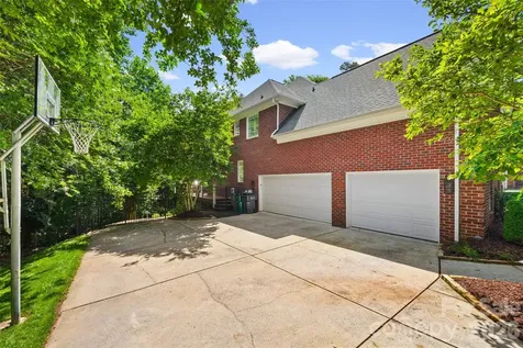 2539 Grimmersborough Lane Charlotte NC 28270