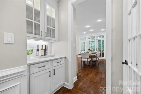 2539 Grimmersborough Lane Charlotte NC 28270