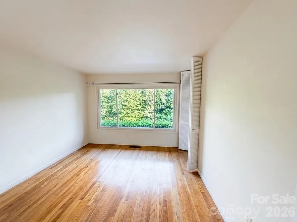 506 Country Club Road Tryon NC 28782