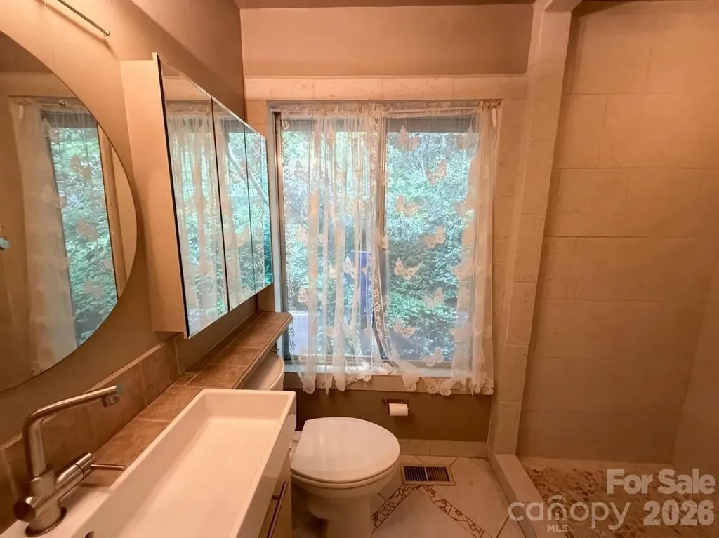 506 Country Club Road Tryon NC 28782