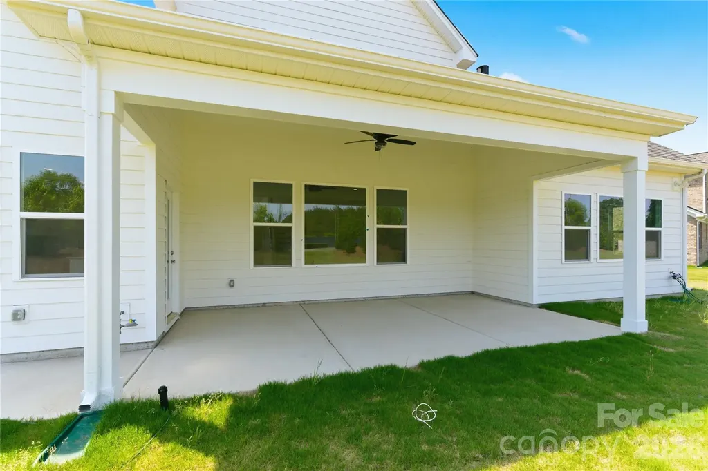 4016 Dahlia Drive Harrisburg NC 28075