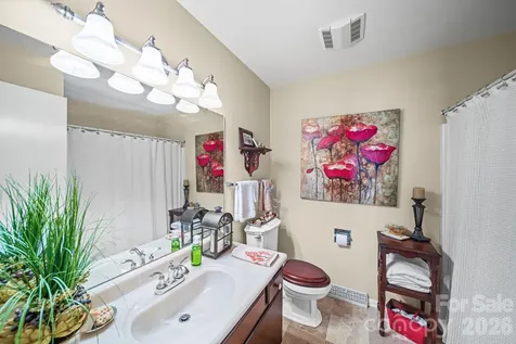 13539 Four Oaks Lane Matthews NC 28105