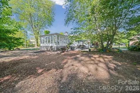 13539 Four Oaks Lane Matthews NC 28105