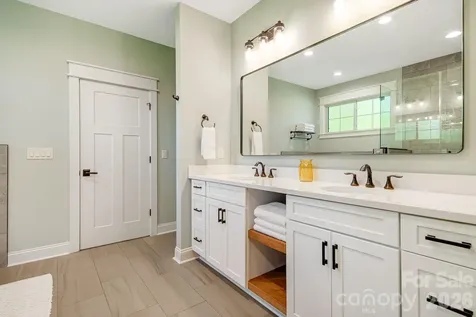 30 Shipman Parkway Flat Rock NC 28731