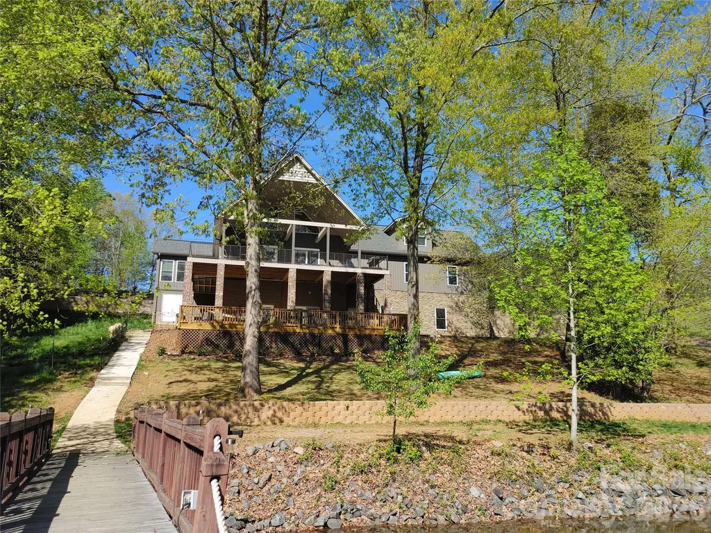 393 Stillwater Road Troutman NC 28166