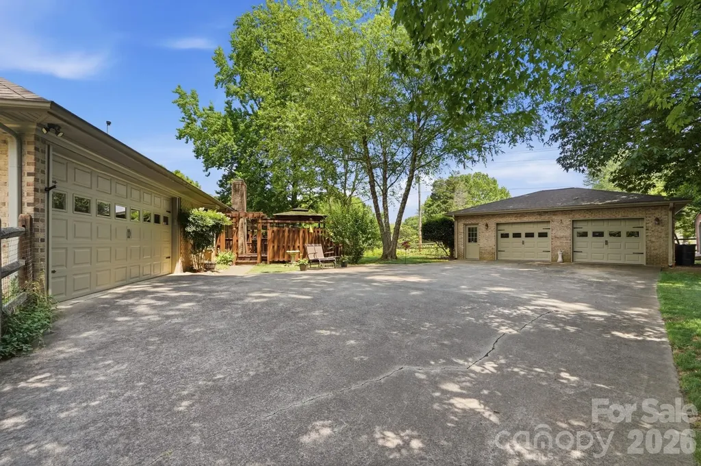 5705 Foxcrest Drive Mint Hill NC 28227