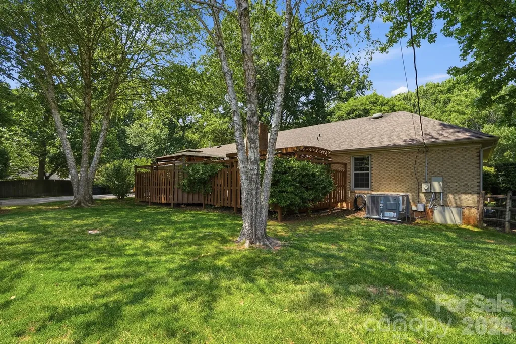 5705 Foxcrest Drive Mint Hill NC 28227