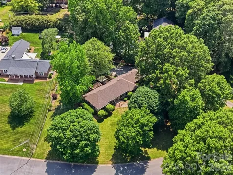 5705 Foxcrest Drive Mint Hill NC 28227