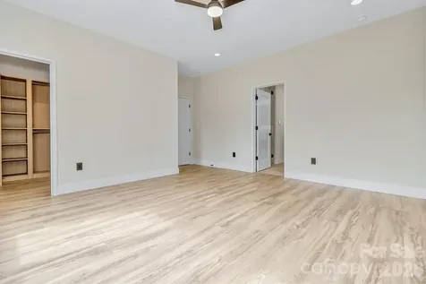 221 Coopers Drive Hendersonville NC 28739