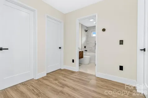 221 Coopers Drive Hendersonville NC 28739