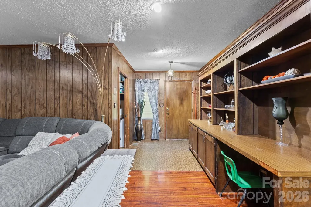 3326 Dunaire Drive Charlotte NC 28205