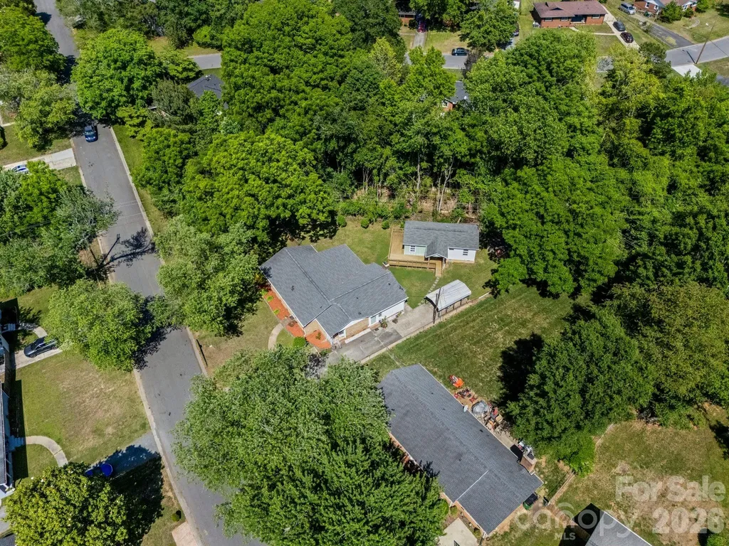 3326 Dunaire Drive Charlotte NC 28205