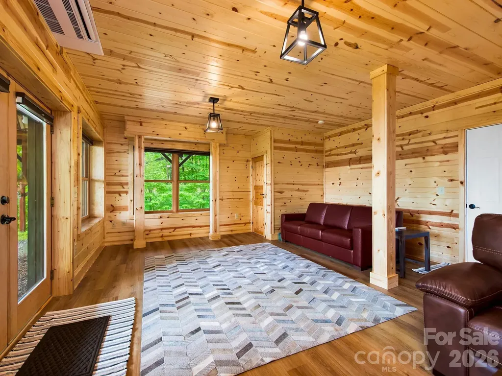 84 Sky Drive Maggie Valley NC 28751