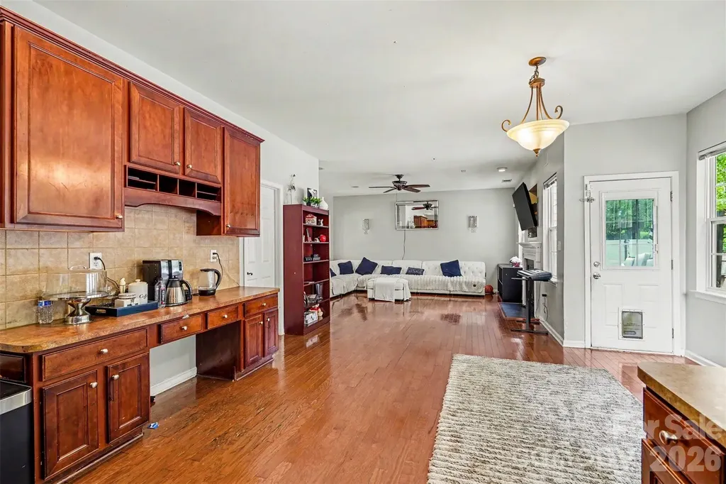 1003 Jordans Pond Lane Charlotte NC 28214