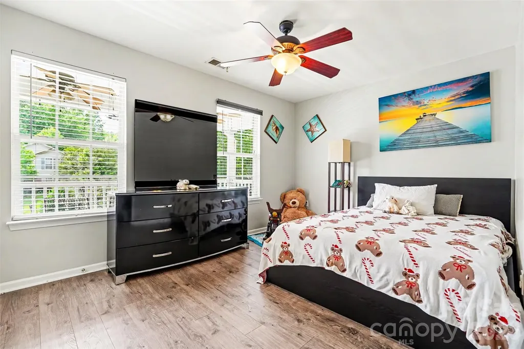 1003 Jordans Pond Lane Charlotte NC 28214