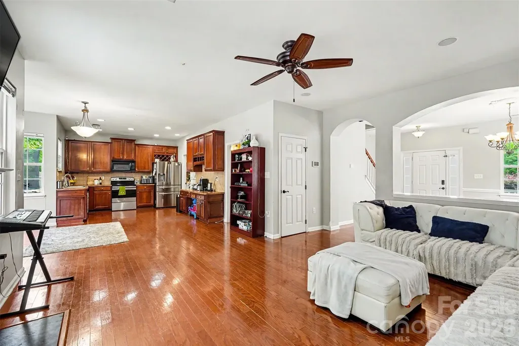 1003 Jordans Pond Lane Charlotte NC 28214