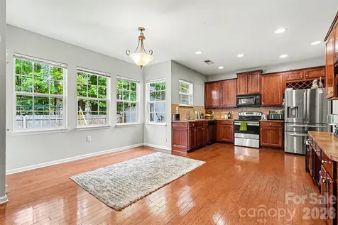 1003 Jordans Pond Lane Charlotte NC 28214