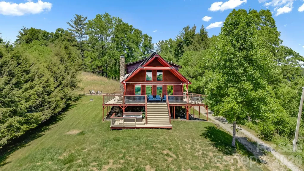 694 Boulder Road Marshall NC 28753