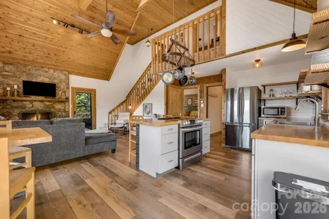 694 Boulder Road Marshall NC 28753