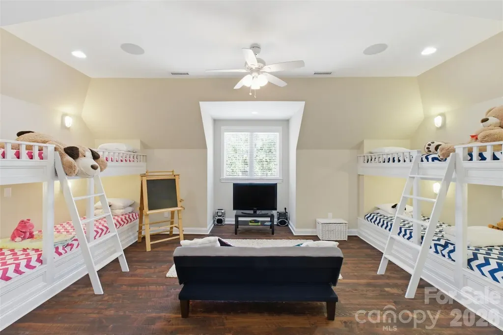 425 Bridlepath Trail Davidson NC 28036