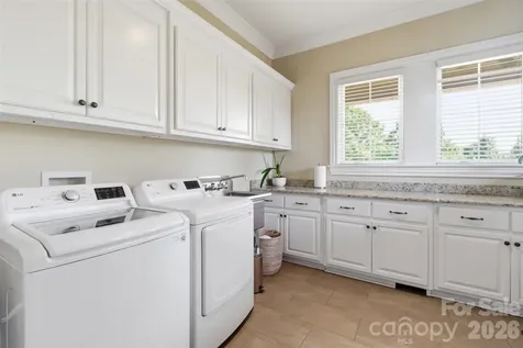 425 Bridlepath Trail Davidson NC 28036