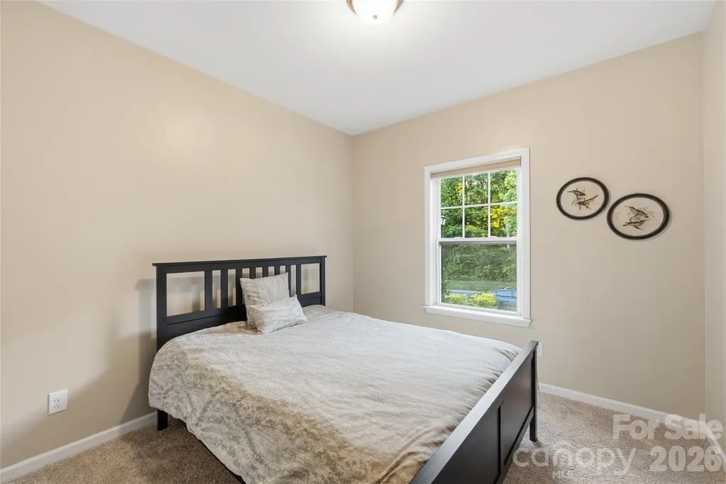 5038 Stonehill Lane Matthews NC 28104