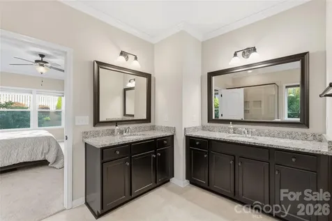 5038 Stonehill Lane Matthews NC 28104