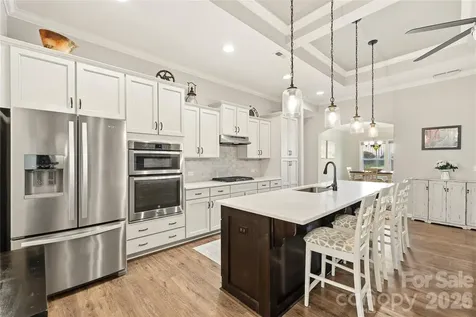 5038 Stonehill Lane Matthews NC 28104