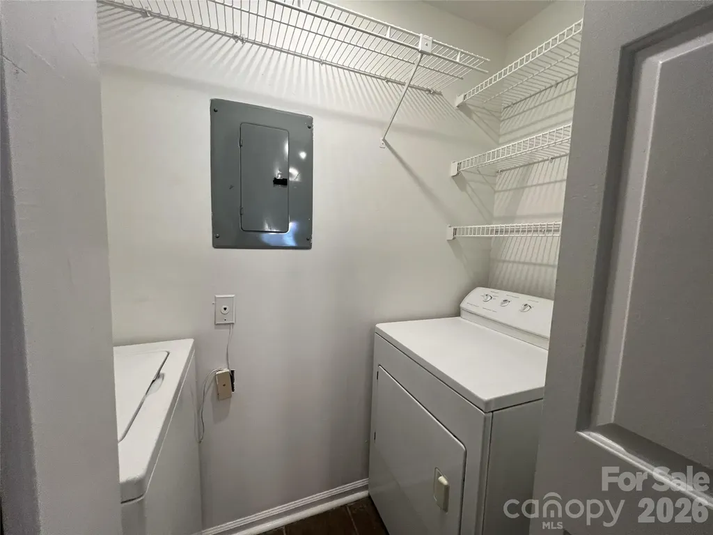 9041 J M Keynes Drive Charlotte NC 28262