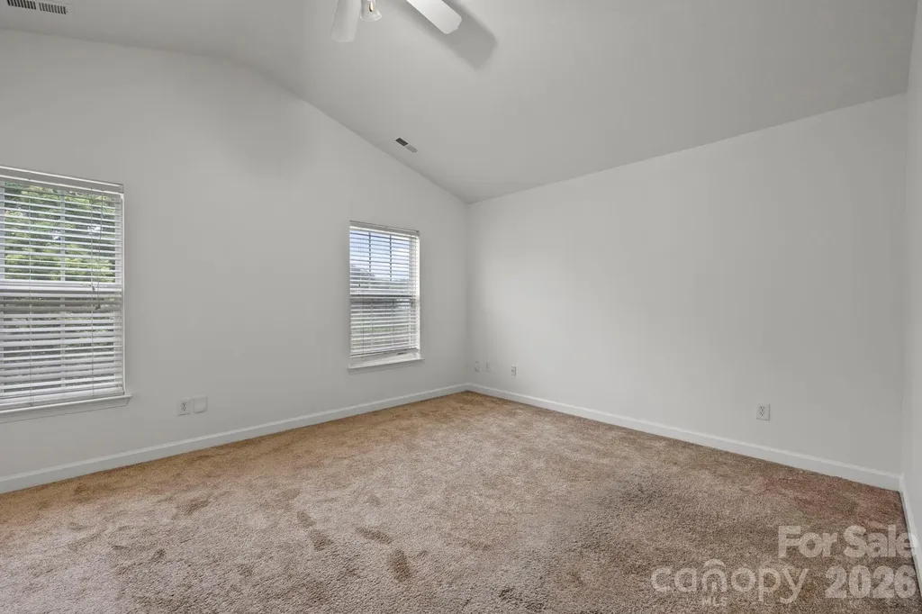 6618 Wicked Oak Lane Charlotte NC 28216