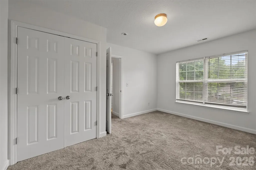 6618 Wicked Oak Lane Charlotte NC 28216