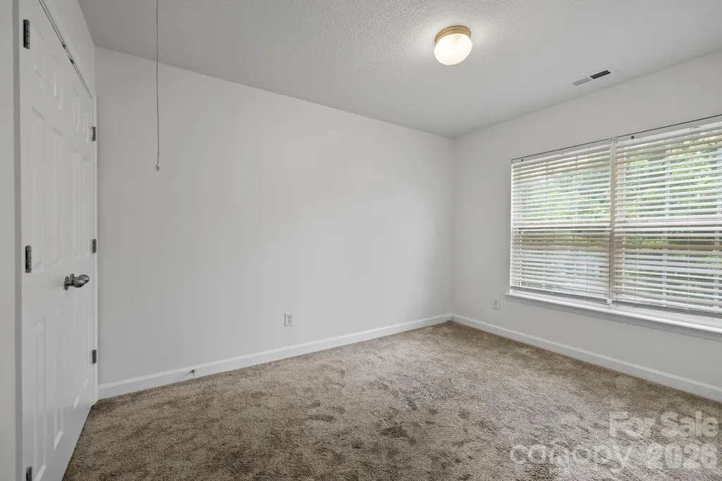 6618 Wicked Oak Lane Charlotte NC 28216