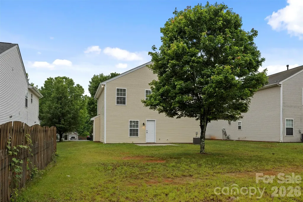 6618 Wicked Oak Lane Charlotte NC 28216