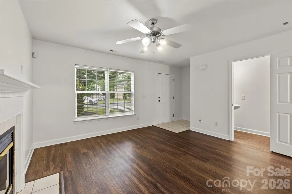 6618 Wicked Oak Lane Charlotte NC 28216